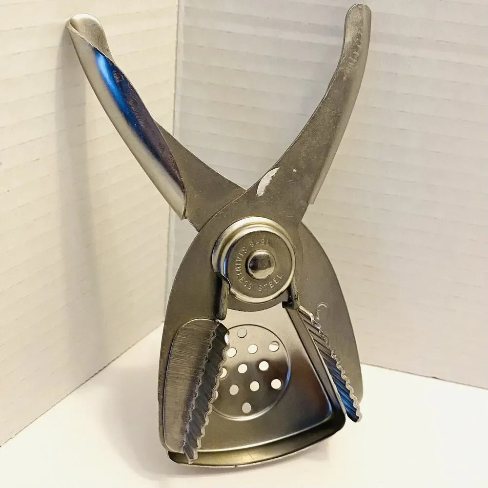 Heavy-Duty Stainless Steel Citrus Juicer Hand Held Ergonomic Handle Used Vintage